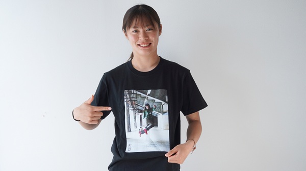 あ*こ様 浦和レッズレディース グラフィックフォトTシャツ 伊藤美紀（Lサイズ あ*こ様 浦和レッズレディース グラフィックフォトTシャツ 伊藤