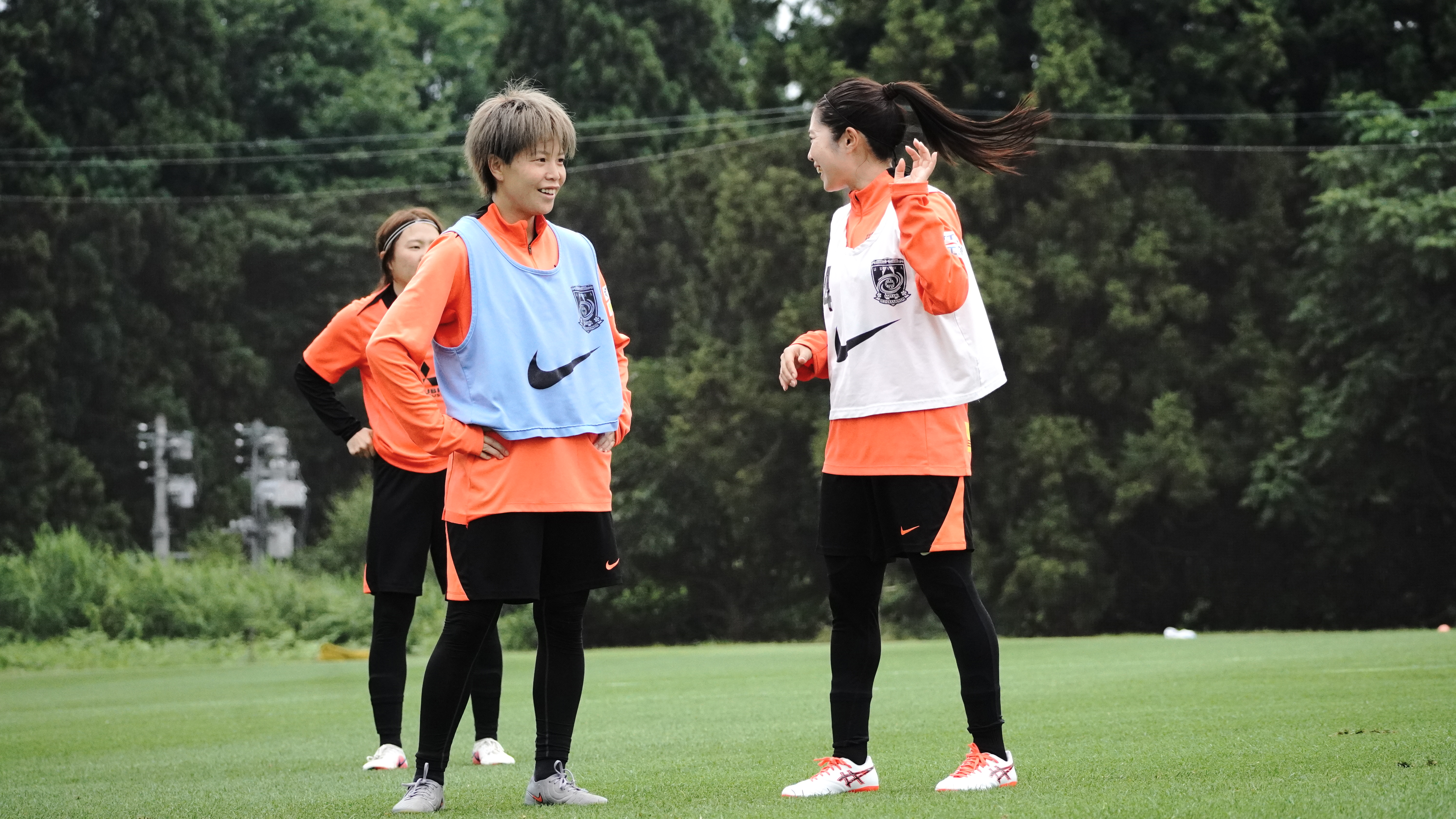 浦和レッズレディース　トレーニングウェア 三菱重工浦和レッズレディース | URAWA RED DIAMONDS LADIES