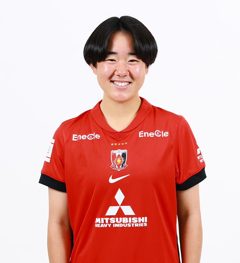 安藤梢 記念ユニフォーム ＭＶＰ&得点王　2009 浦和レッズレディース 安藤梢、得点王＆MVP記念グッズ発売！ | URAWA RED DIAMONDS OFFICIAL