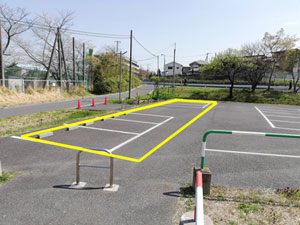 グラウンド