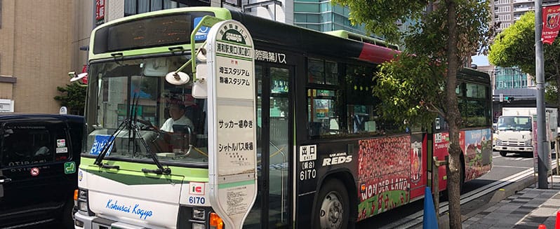 シャトルバスは運行していません