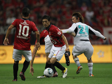 ゴールを奪いアウェイで勝利を