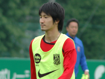 西武ドーム、始球式に岡野＆堀之内が登場！