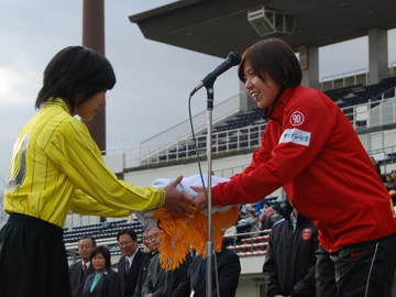 小体連浦和支部サッカー大会を後援