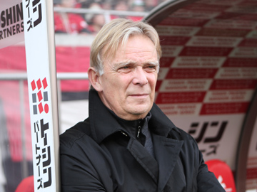 vs川崎 試合後 フィンケ監督