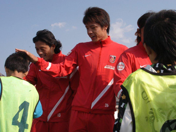 『東日本大震災被災地復興支援 子供たちとのサッカー交流会』開催
