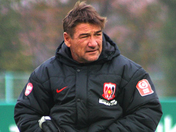 「全員で戦い、サポーターに勝利をプレゼントしたい」ミシャ監督