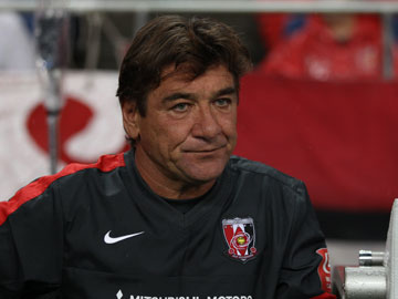 「油断せずにしっかりと走り、戦うこと」ミシャ監督