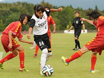 レディースジュニアユース、なでしこアカデミーカップ2014(U-15)で初優勝飾る