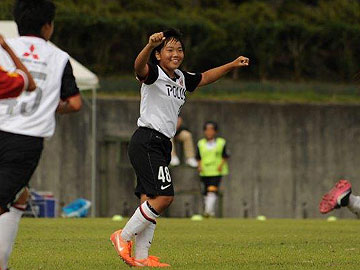 レディースジュニアユース、なでしこアカデミーカップ2014(U-15)で初優勝飾る