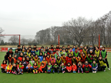 「レッズレディースのガールズサッカー教室inレッズランド」参加者募集中！