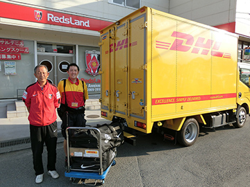 DHLジャパン「ハートフルサッカー in アジア」輸送協力