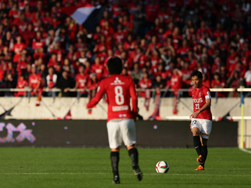 明治安田生命2015Jリーグ チャンピオンシップ準決勝 vsガンバ大阪 最後まであきらめず闘志を見せるも、チャンピオンシップ準決勝で敗退