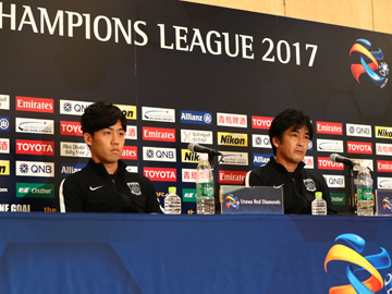 上海上港戦 試合前日公式会見に堀監督と遠藤が出席