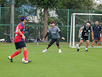 『ブラインドサッカー体験会2017』にトップチーム8選手が参加