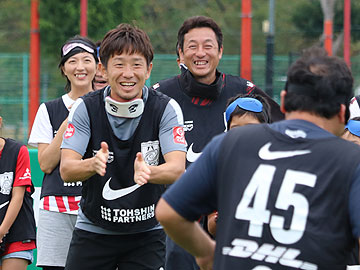 『ブラインドサッカー体験会2017』にトップチーム8選手が参加