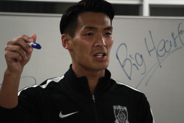 槙野がレッズユース選手たちに経験伝える講義を実施