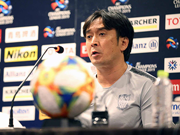 蔚山現代戦 試合前日公式会見に大槻 毅監督と興梠が出席