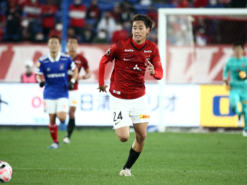 激レア！サッカー Jリーグ 浦和レッズ　横浜マリノスK18ネックレストップ 激レア！サッカー Jリーグ 浦和レッズ 横浜マリノスK18