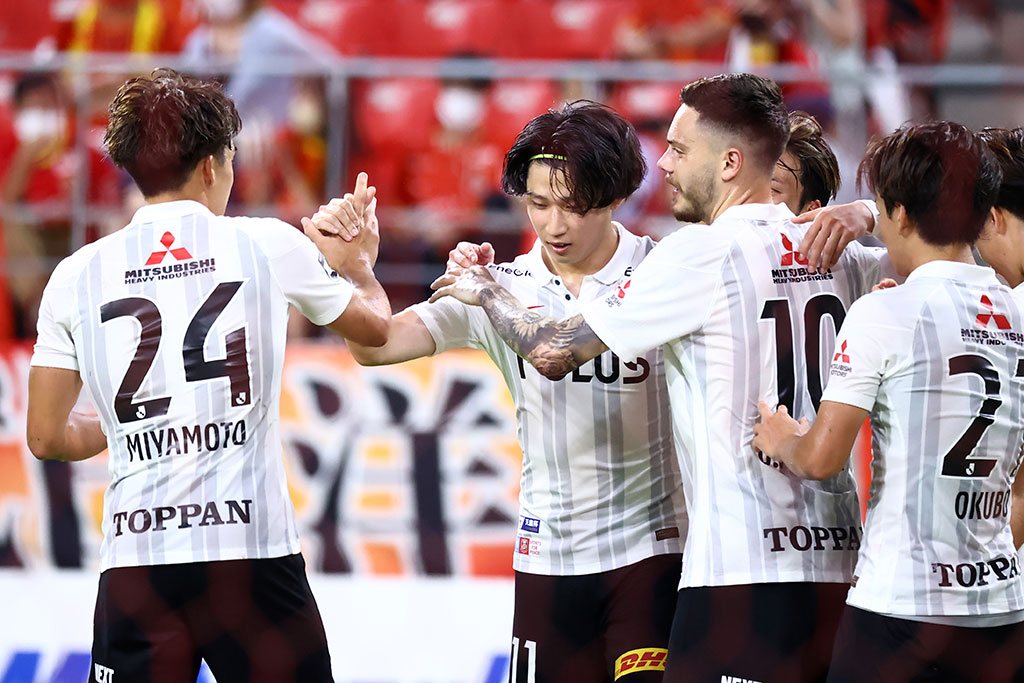ルヴァンカップ 準々決勝 第1戦 Vs 名古屋 アウェイゴールを奪って前進 Urawa Red Diamonds Official Website