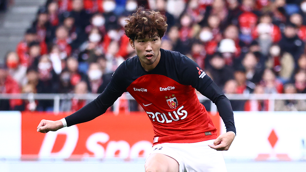 Notice of complete transfer of Takuya Iwanami to Vissel Kobe