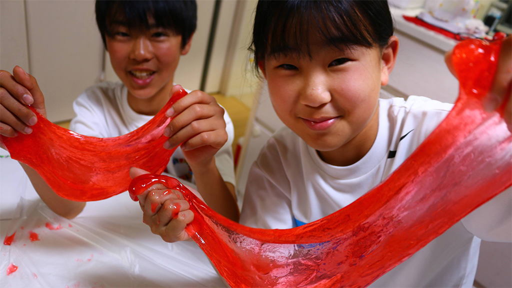 National University Seminar Science Experiment Class: Learn the Mysteries of Slime! ~The Secret of How Liquid Solidifies~