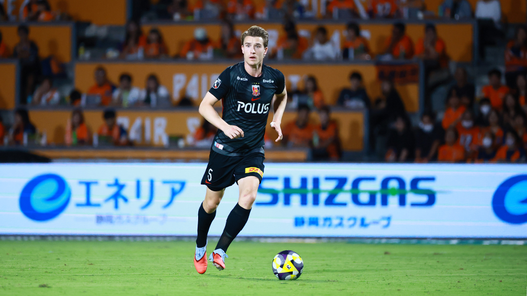 マリウス ホイブラーテン J1リーグ通算100試合出場