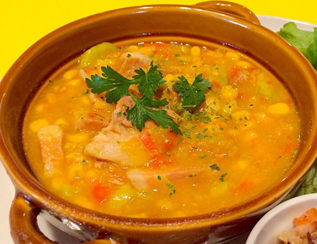 Red KITCHEN『カチューパ』