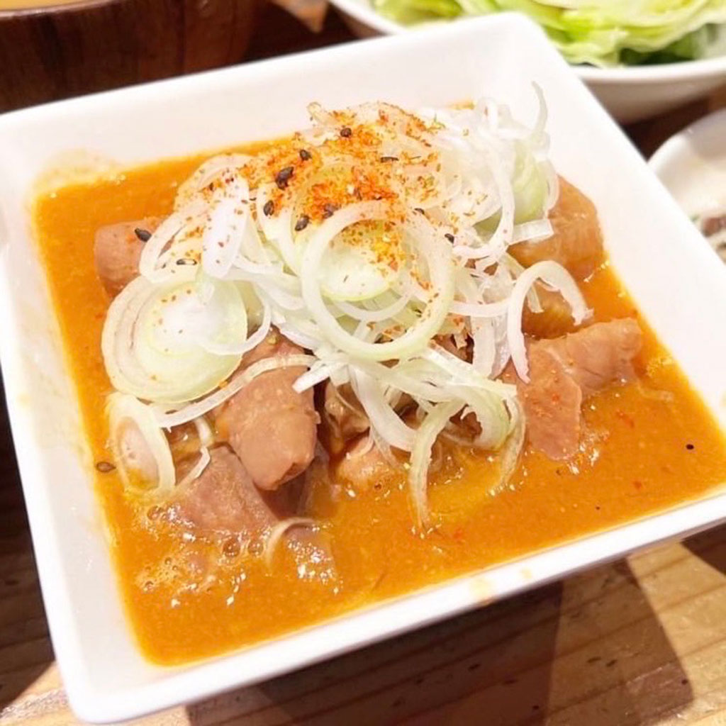 ダイニング酒場優『もつ煮』