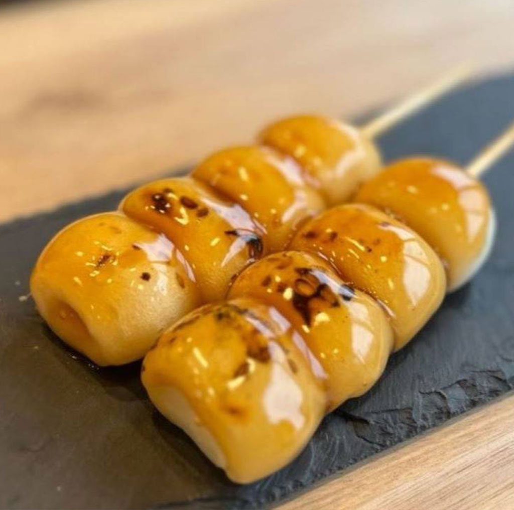 わらうだんご『SAITAMA彩のかがやき 贅沢みたらし(2本セット)』