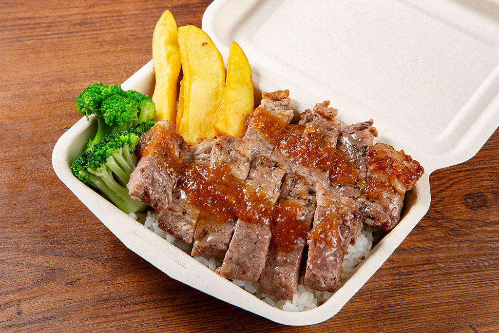 マーベリックス『SAITAMA ステーキ丼』