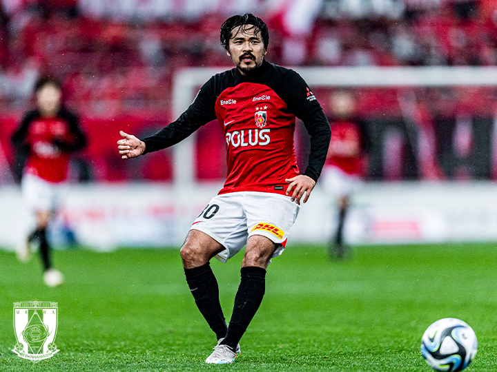 興梠慎三の写真-1